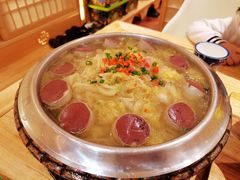 东北血肠酸菜锅-老江南春·中国龙菜(衡山路店)