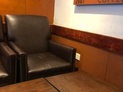 卡座-星巴克(广州淘金路店)