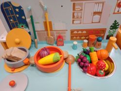 -菠萝树益智玩具体验馆(江南万达广场店)