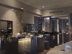-曼谷湄南河畔华美达广场酒店