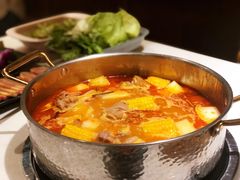 酸汤猪手火锅-小街猪手(团结湖店)