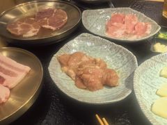 -臻牛烤肉