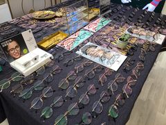 -肆兮眼镜·蔡司·徕卡战略合作店(大坪店)
