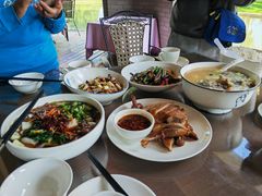 -湖泉水云间餐厅·弥勒地道菜(B座店)