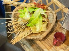 -马路边边老成都串串香(星耀城店)