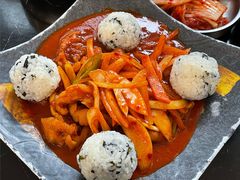 火辣无骨鸡爪-HONGA HONGA雄家(曹路店)