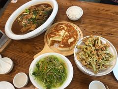 -小船渔村•大连菜•大连焖鱼(黄河路店)