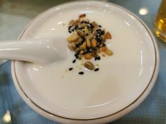 -马尔龙新疆饭店·清真(瑞景店)