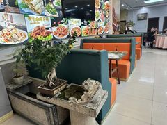 -壹阁胡羊焖饼(特色小吃街店)