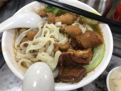 牛腩猪肠河粉-珍珍小食店(西华路店)