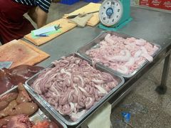 -标记美食新鲜猪杂(兴南大道店)