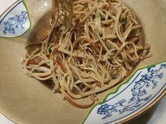 -大城小院饭店(博隆广场虹桥店)