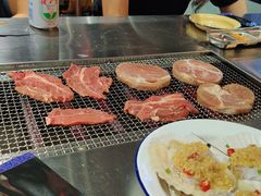 -马路牙子地桌烤肉(工体店)