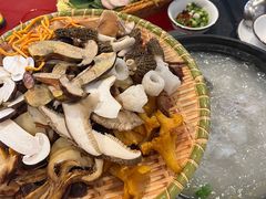 -草墩罗非鱼庄•野生菌•腊排骨(七星街上段店)