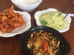 -胡子饮食店