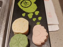 -海底捞火锅(河东万达广场店)