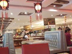 大堂-泉福居酱骨头自助广场(南大街商业步行街店)