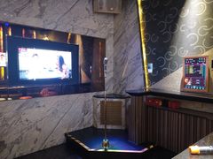 -K+全国连锁KTV(绿地缤纷天地店)