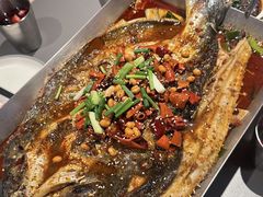 -鸣记脆皮烤鱼(三八广场店)