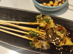 -嗨辣小聚·盘锦河蟹·海鲜烧烤龙虾(盘锦十年好店)