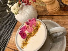 Rose&nbsp;tea&nbsp;latte-FLOVIE FLORIST CAFE