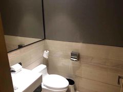 -天津梅江中心皇冠假日酒店
