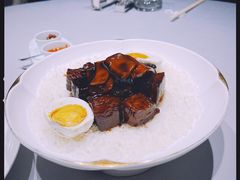 元宝目鱼红烧肉-屋里厢上海菜馆