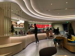 大堂-星巴克臻选(上海陆家嘴中心店)