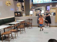 -德克士(亚中商城店)