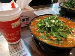招牌卤牛什炸酱米线-肥汁米蘭香港米线(宁波路总店)