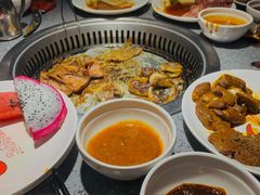 -欢乐牧场海鲜牛排烧烤涮自助(怀柔万达广场店)