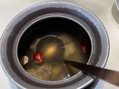 餐前鸡汤-魁盛居百年鲁菜馆(县西巷店)