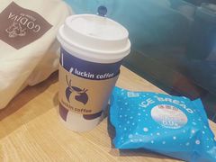 -瑞幸咖啡(7号国际商业中心店)