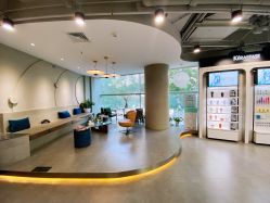 -变画·发型STUDIO