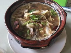 -闫家驴肉老店(华电一校店)