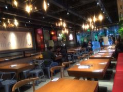 大堂-渝是乎酸菜鱼(龙旗购物中心店)