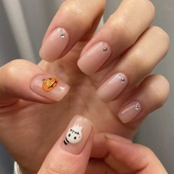 -悦指间美甲美睫