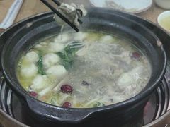 -濠轩阁特色生蚝火锅(水湾路店)