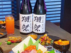 -铭牛烧肉·和牛海鲜自助(高新月牙湖店)