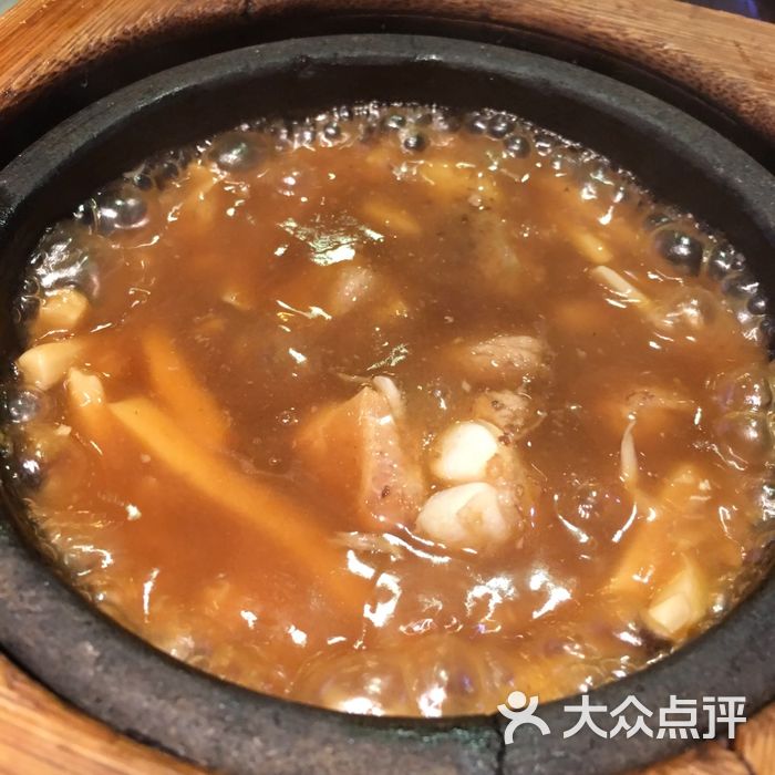 美頤美鮑汁排骨飯