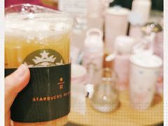 -星巴克臻选(北京银泰店)