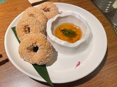 炸虾饼配泰国梅子酱-帕蓝·暹罗料理(曲阳店)