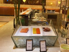 -东西风牛排馆周末烧烤自助(首都机场希尔顿店)