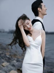 -上花轿婚纱摄影