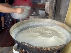 -云南大锅豆浆店