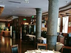 -八府香鸭·啫啫煲(华山路店)