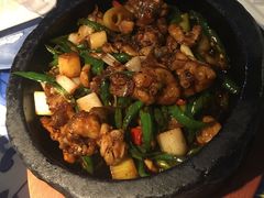 黑椒石锅牛蛙-蘇小主(徐州万达店)