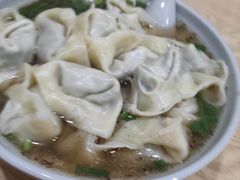 三鲜大馄饨-新川饮食(新川小区店)