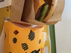 -麦当劳(保利若比邻店)