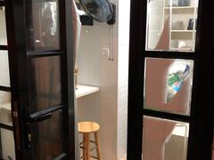 -黄阿姨锅贴大王(万航渡路店)